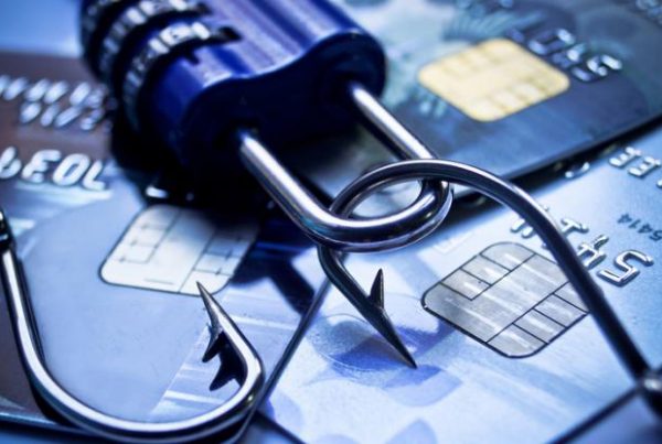 Comment éviter les fraudes à la carte bancaire -2